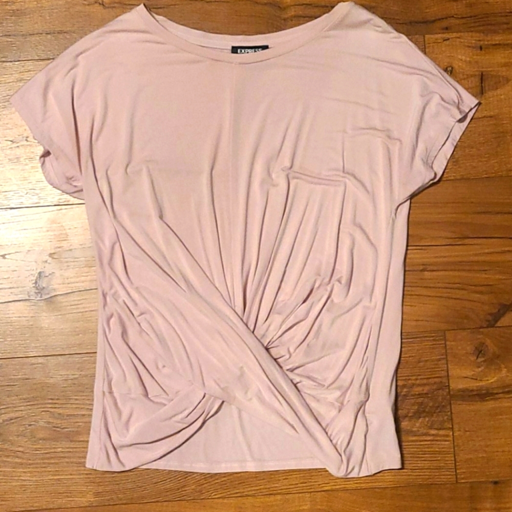 Express light mauve top
